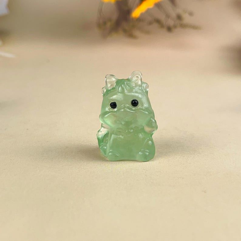 Baby Dragon With Eyes Crystal Carved Healing Crystal Crafts Gemstone Pet