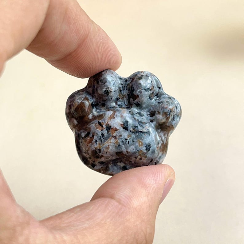 Natural Crystal Cat Paws Carved Healing Crystal Crafts Gemstone Carvings