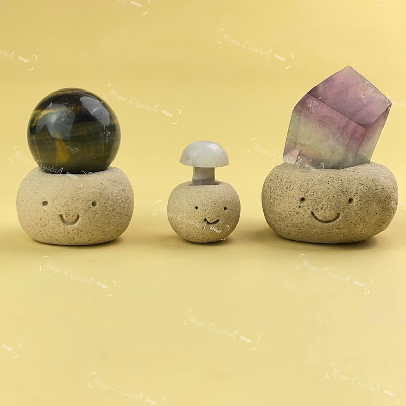 Mystère fait main en argile Crystal Buddies cristal naturel bureau animal avec visage cadeau base en argile polymère