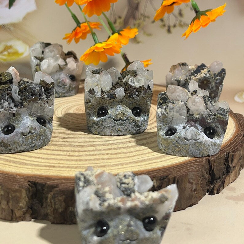 Hématite rouge naturelle incluse Quartz Buddies Hedgehogs Cristal de guérison Sculpture avec visage