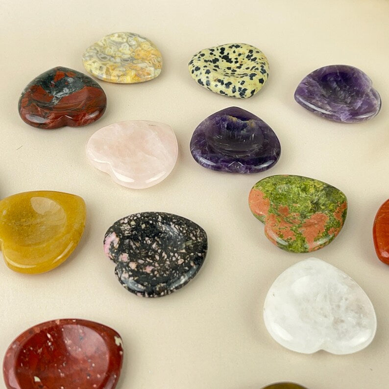 Natural Crystal Worry Stones Hearts Healing Crystal Crafts Anti stress tool