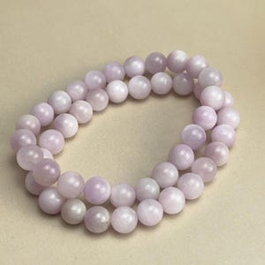 6/8mm Kunzite Crystal Bracelets Stretch Gemstone Bracelets Handmade Healing Crystal Crafts