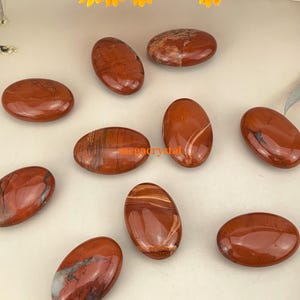 Natural Red Japser Palm Stones Healing Crystal Crafts