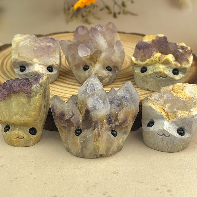 Unique Natural Crystal Buddies Raw Stone Hedgehogs Healing Crystal With Face