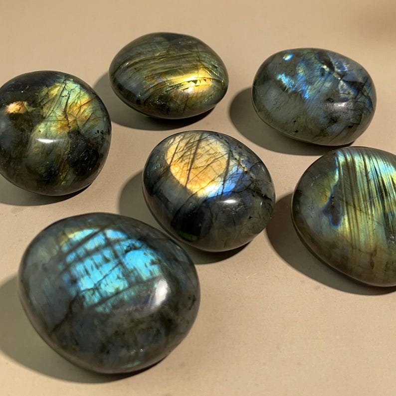 Natural Labradorite Palm Stones Healing Crystal Crafts