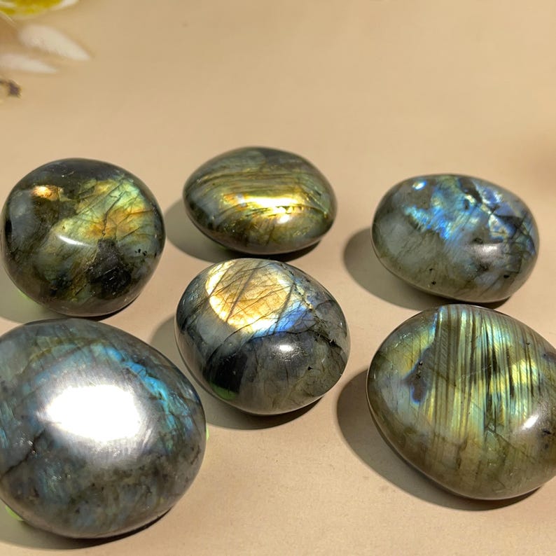 Natural Labradorite Palm Stones Healing Crystal Crafts