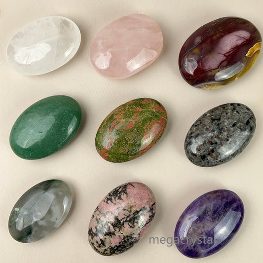 1pcs Natural Mixed Crystal Palm Stones Healing Crystal Crafts Yooperlite/Rose Quartz/Mookaite/Green Aventurine