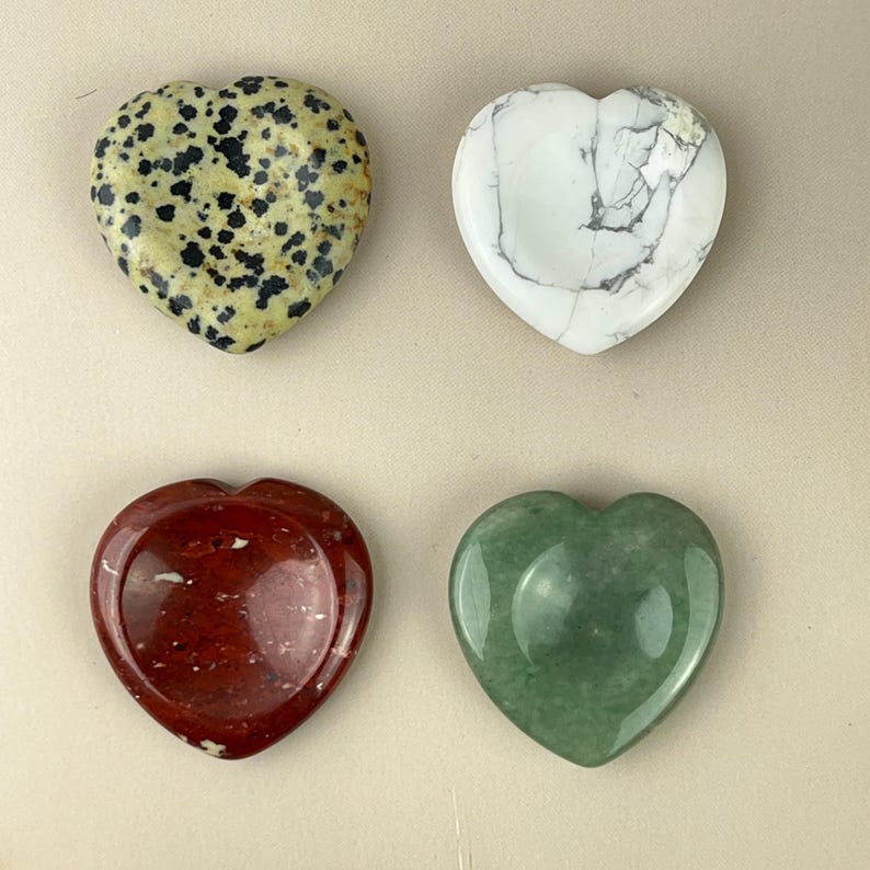 Natural Crystal Worry Stones Hearts Healing Crystal Crafts Anti stress tool