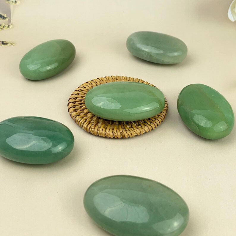 Natural Green Aventurine Palm Stones Healing Crystal Crafts