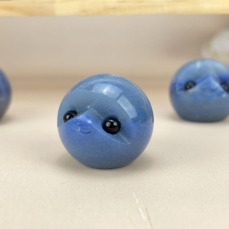 Natural 30mm Blue Aventurine Sphere Buddies Hedgehogs Healing Crystal Carving With Face Crystal Pet